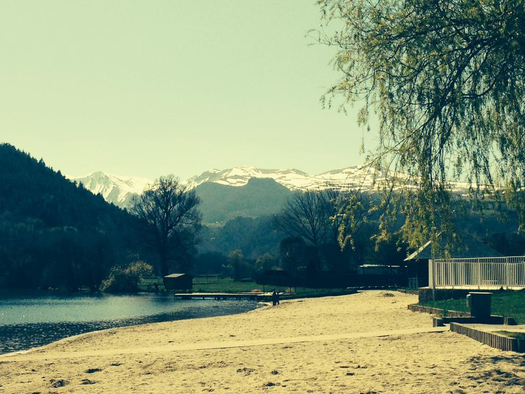 La Vue Sur Le Paradis Chambon-sur-Lac Exterior foto